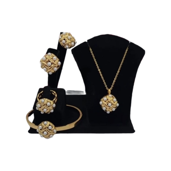 Gold-plated set of earrings, pendant, ring & bracelets